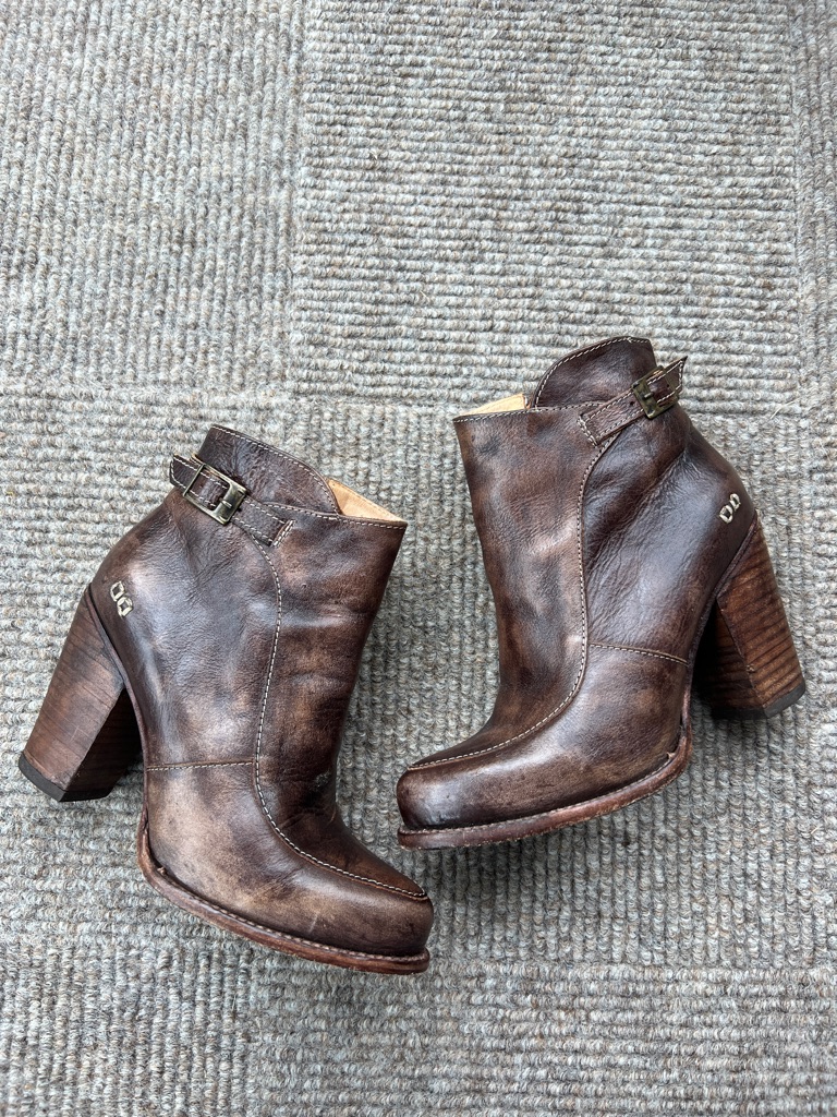 Bed|Stu Distressed Brown Leather Block-Heel Ankle Booties Sz 8 Rodeo Festival